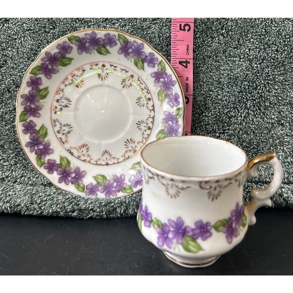 Vintage Inarco Japan Demitasse Cup And Saucer Set Violets Gold Accent - Picture 8 of 13